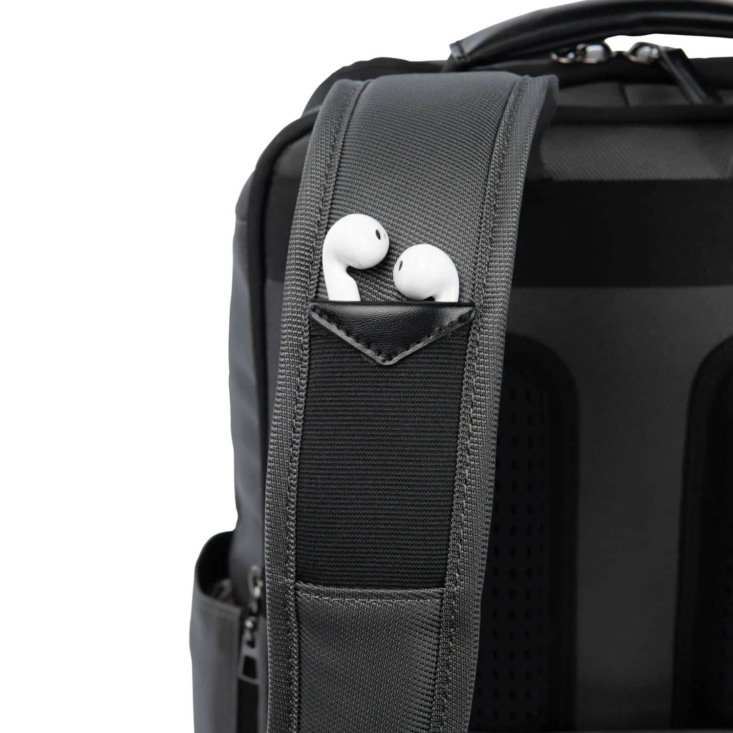 Crew™ Executive Choice™ 3 Slim Backpack